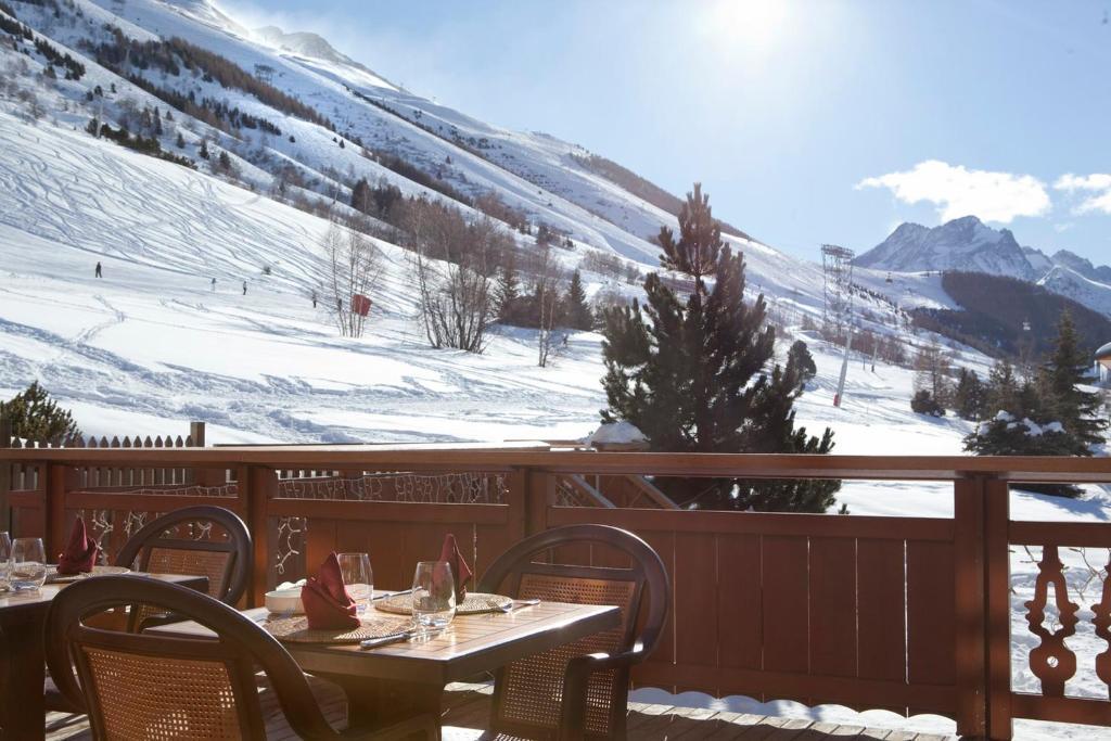 Le Souleil'Or Hotel Les Deux Alpes Phòng bức ảnh